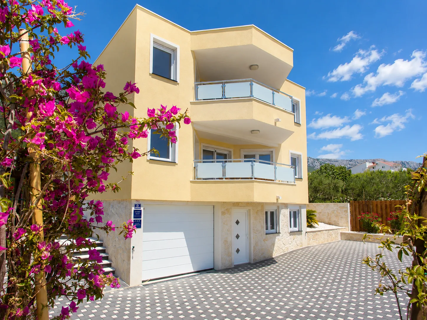 Vila i bazen – Fotografija 5